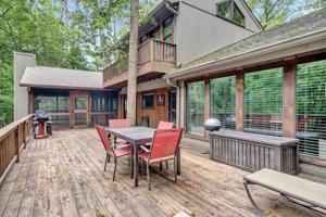 372 Blue Water Lane