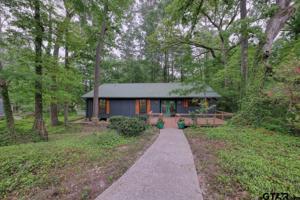 1608 Pineview Ln