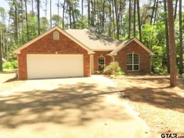 134 Pine Needle Glen