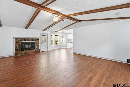 227 county road 2425