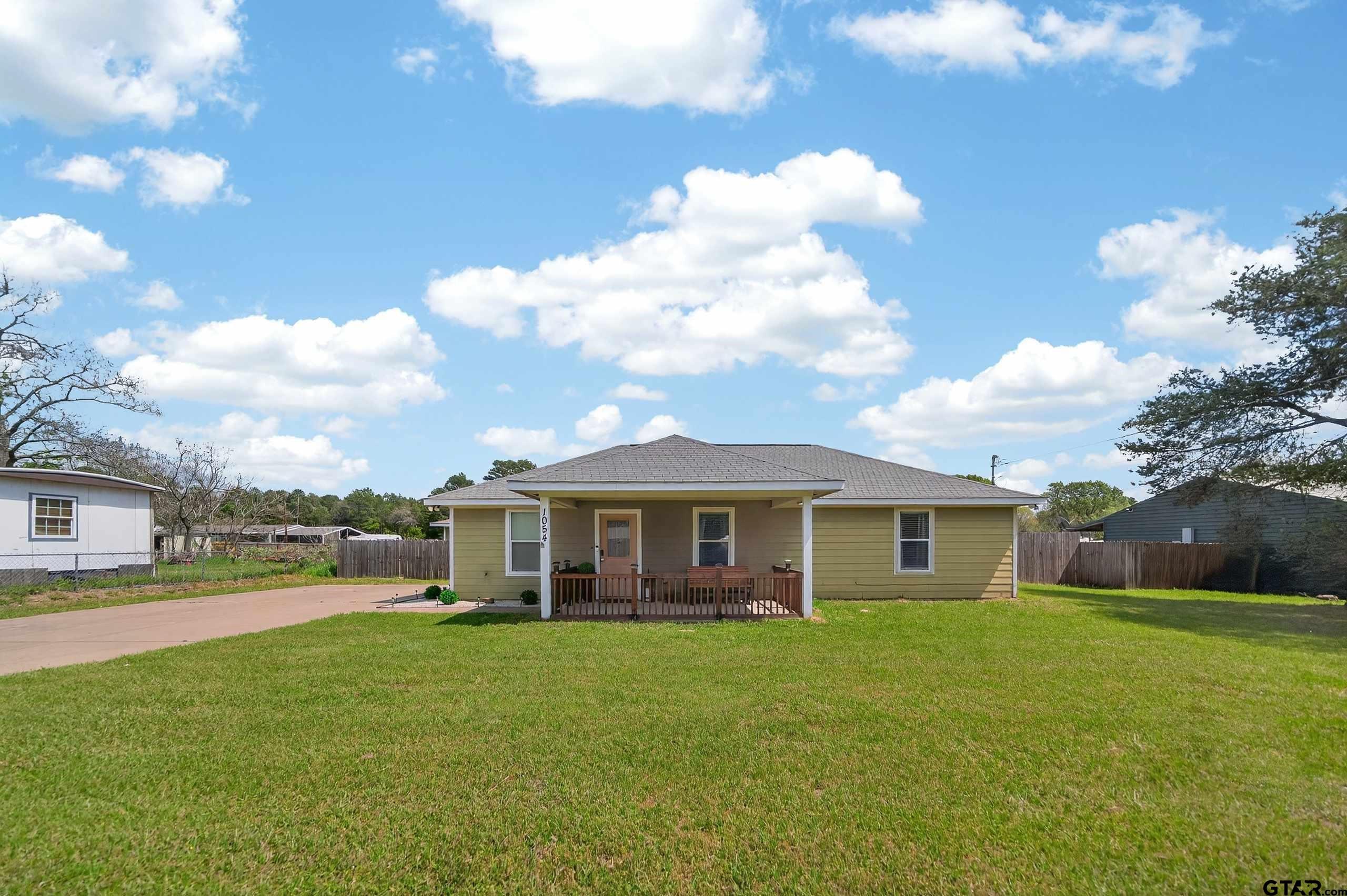 Image 1: Front of Home