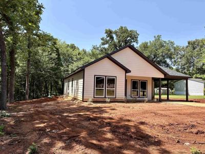 682 El Paso Dr