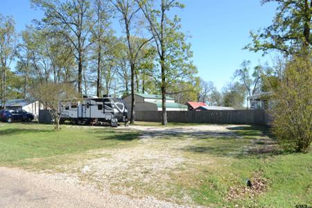 718 Indian Gap