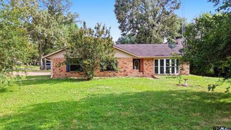 546 Woodside Drive