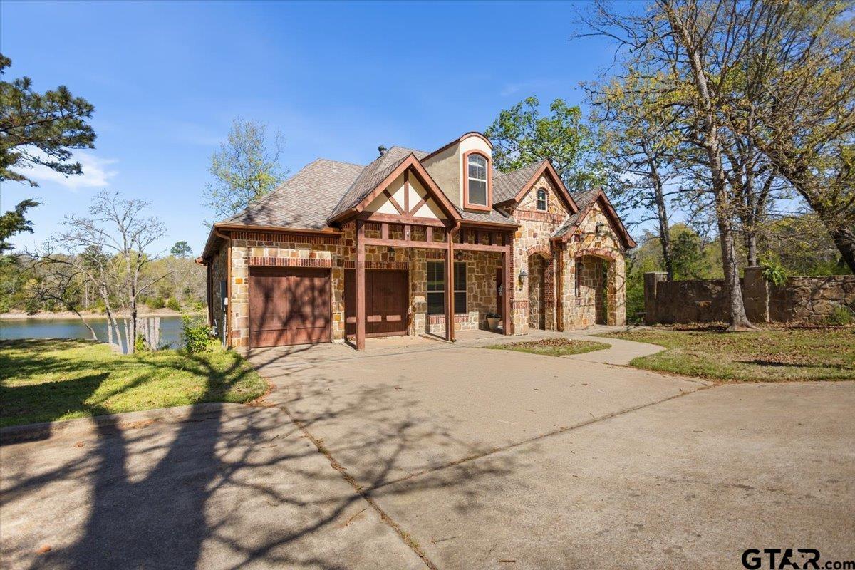 Image 2: Front of Home