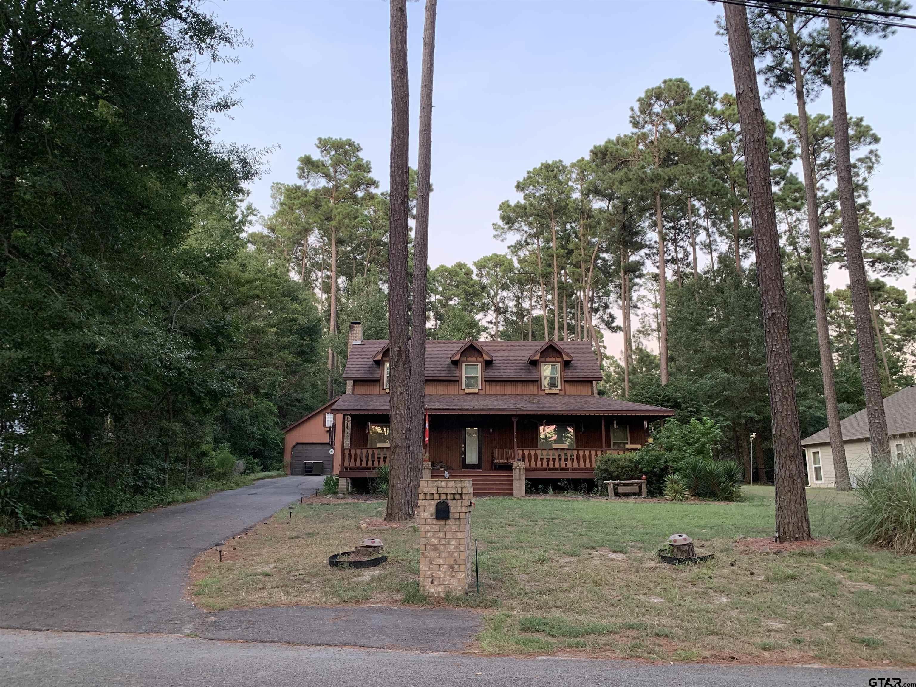 Image 3: Front of Home