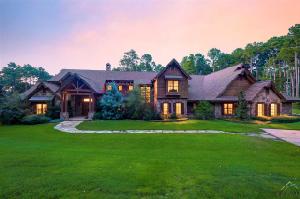 6851 Carene Dr.