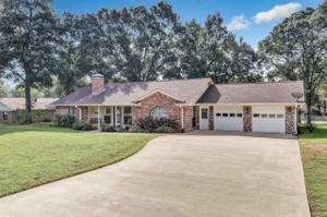 21780 Lakewood Ln.