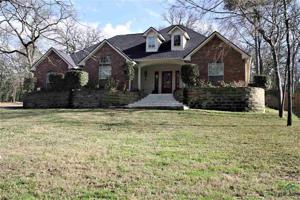 20935 Lakeview Dr