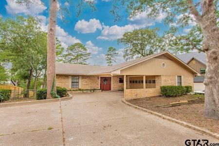304 Harmony Lane