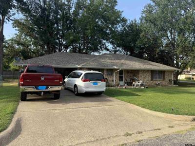 1205 Langford Lane