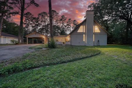 426 Lonestar Ln