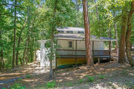 2228 W Holly Trail