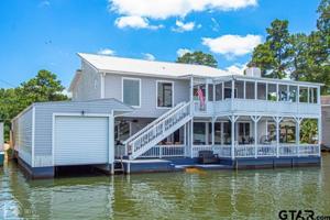 2639 Lakeshore Dr.