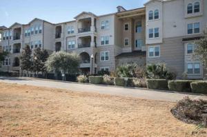 3363 Cascades Blvd #201