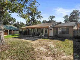 1628 W lake