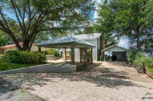 15538 Lakeside Drive