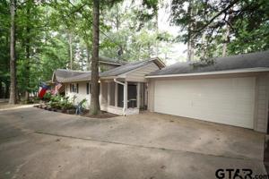 251 Brazos Bend