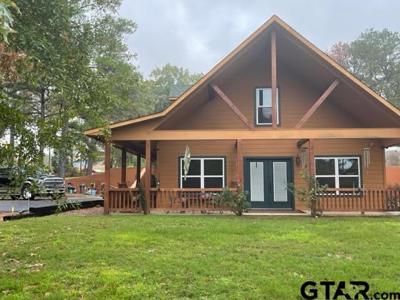 6 County Road 2404