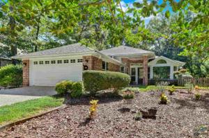 1681 Pineview Lane