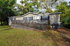 586 Westwood Dr