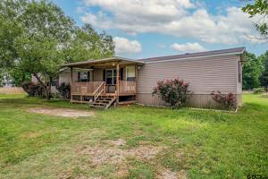 632 Woodhue Dr
