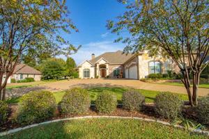 215 Bayhills Drive
