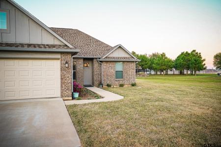 22487 Live Oak Dr.
