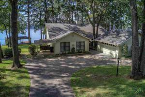 700 S Whispering Pine Trl