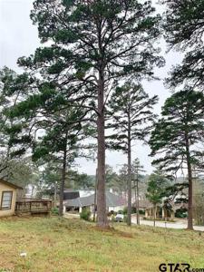 425 Hideaway Lane Central