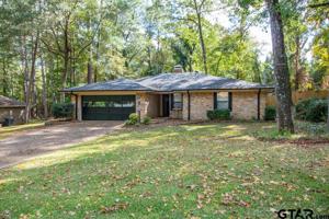 1648 Pineview Ln