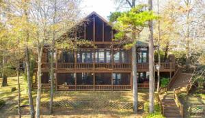 600 Naus Drive