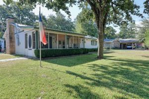 329 Lakeview Drive