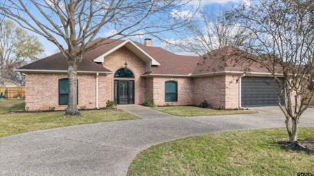 154 Fairway Dr.