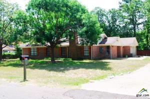 538 W King Chester Court