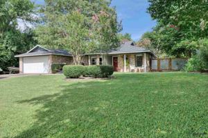 311 Rustic Rd