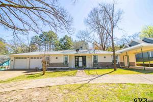 1520 Tanglewood Drive West
