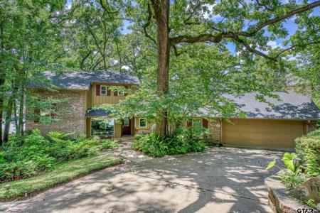 17553 Sleepy Hollow Way