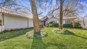 8192 Pecan Cir