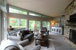447 Lakeview