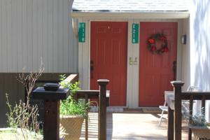225 Holly Hill Circle 118E