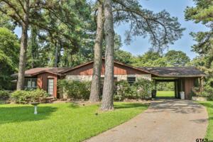 1152 Fairway West