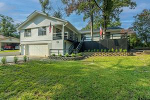 120 Fairway Dr