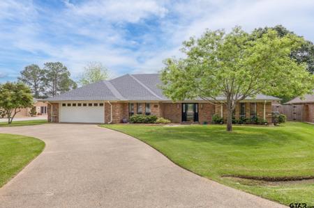 203 N Bay Dr