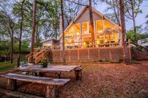 568 Hideaway Lane East