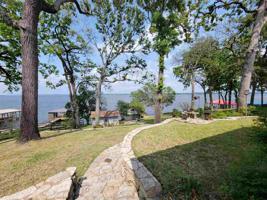 5764 N Cape Dr