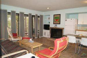 #119-E 225 Holly Hill Circle