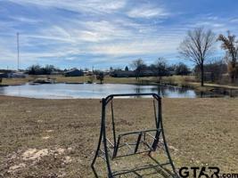 325 Waterfront Row