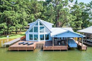 2664 Aqua Vista