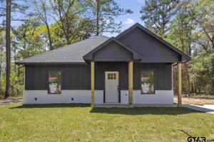 432 Ella Ln.